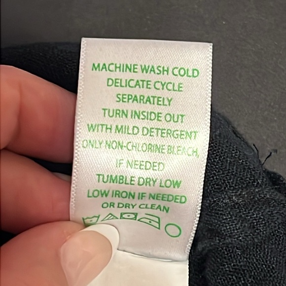 Lilly Pulitzer Bethanne Knee Length Dress, buttondown, black, pockets, size 2 - Picture 16 of 16